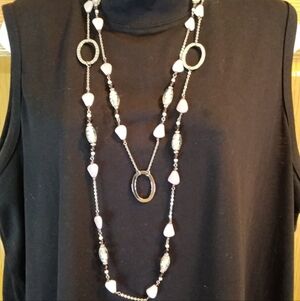 Elegant Pink and Silver Necklace